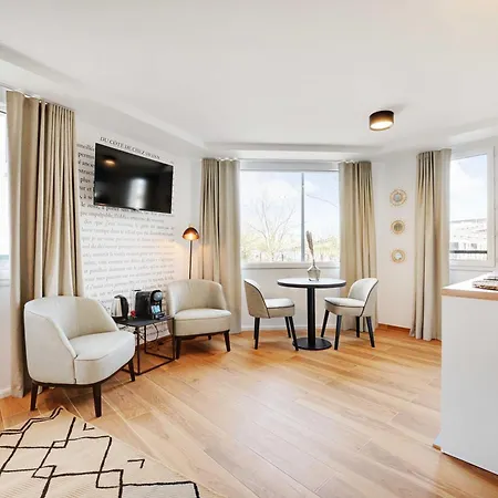Du Parc - Rooftop & Climatisation Apartment