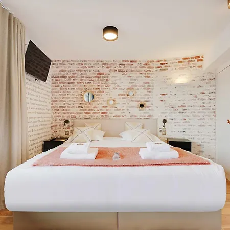 Du Parc - Rooftop & Climatisation 아파트 방브