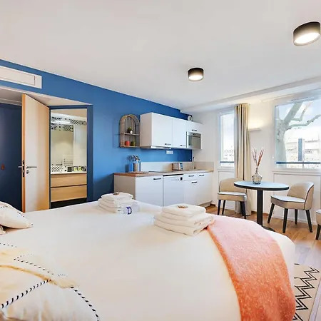 Du Parc - Rooftop & Climatisation Apartment *