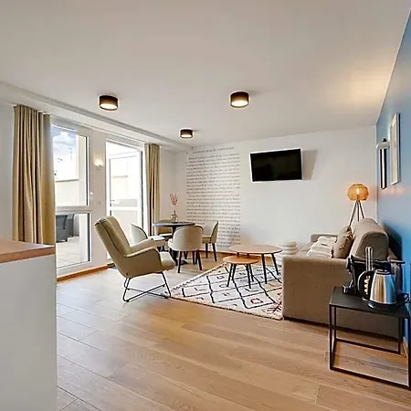 Du Parc - Rooftop & Climatisation Apartment
